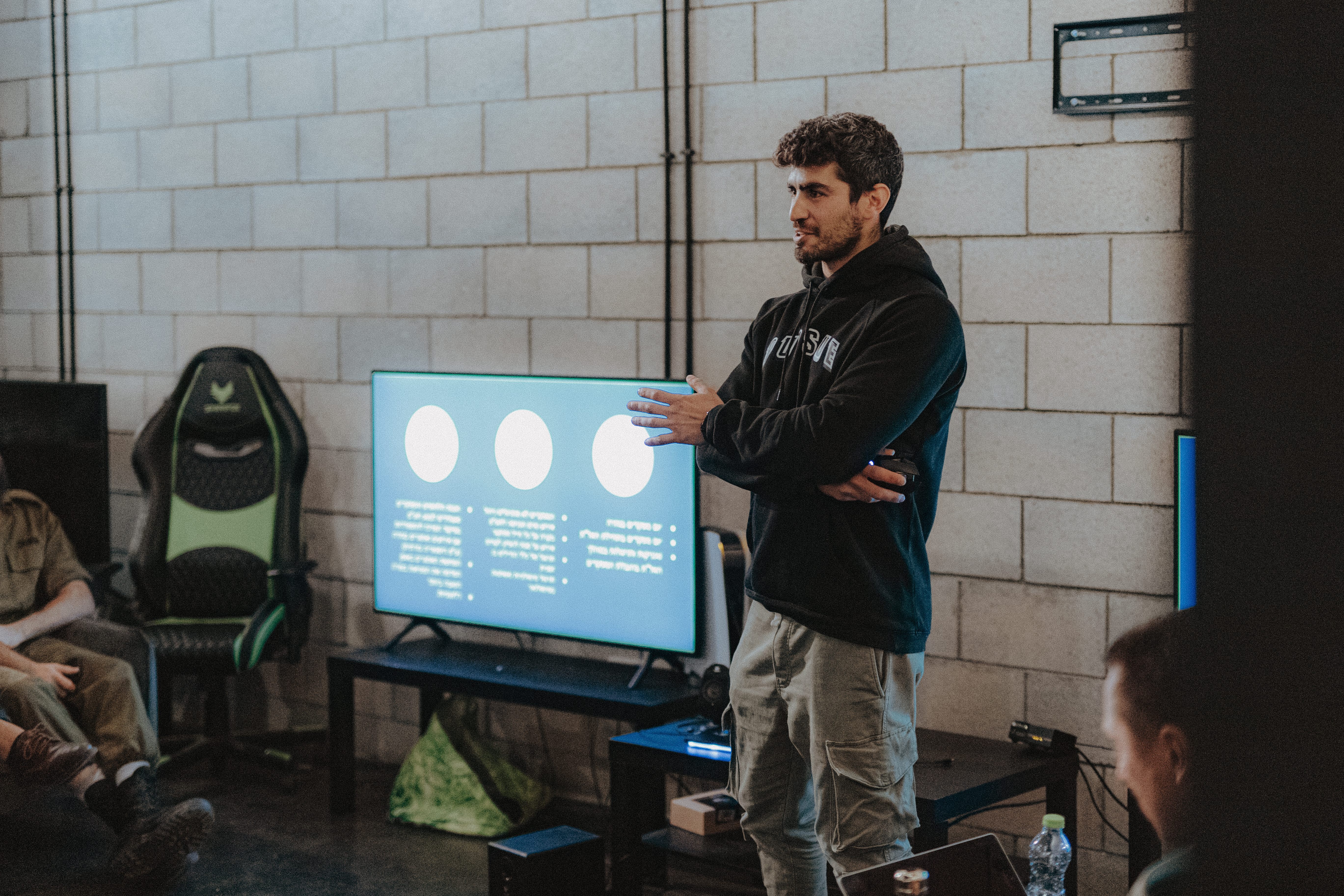 Soldier training on simulation station